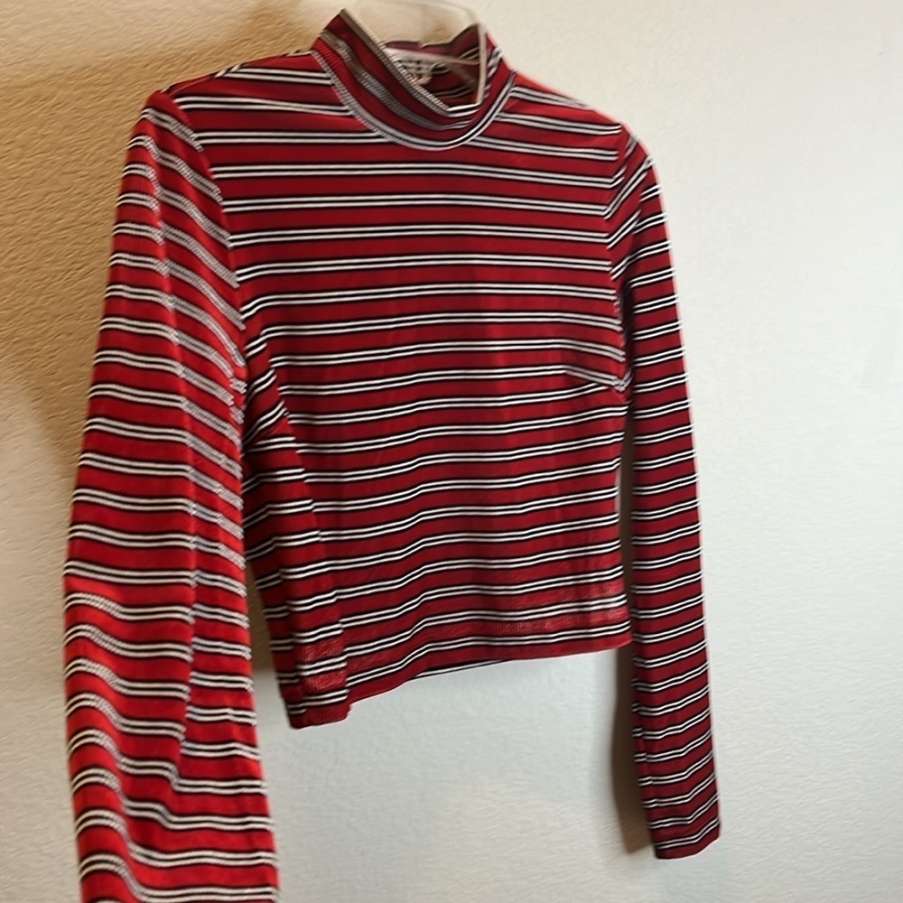 Maroon Velvet long sleeve Crop Top Sz Small